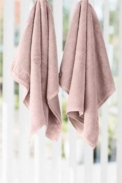 Snugg LUIN kylpypyyhe 70x140 Dusty Rose