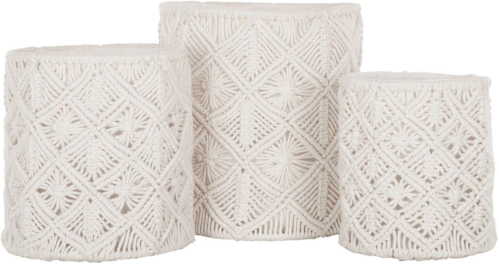 Makramee-tyylillä punotut boho korit, kolme kokoa, säilytyskäyttöön ja sisustukseen.