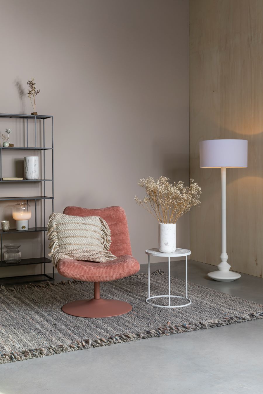 Louge Chair pink