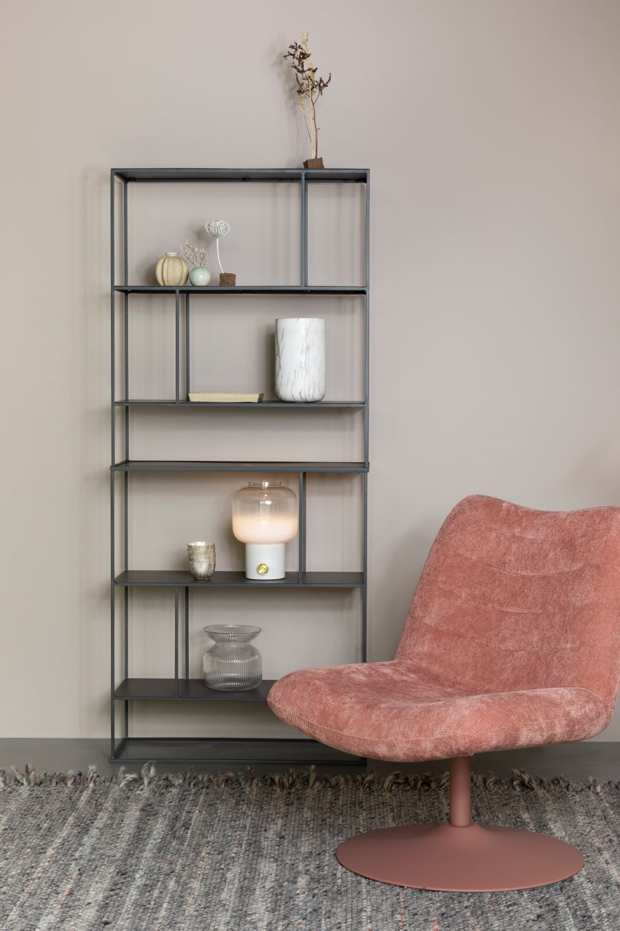 Louge Chair pink