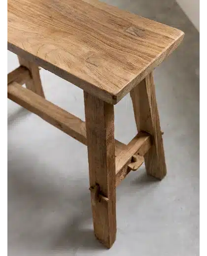 Antique jakkara