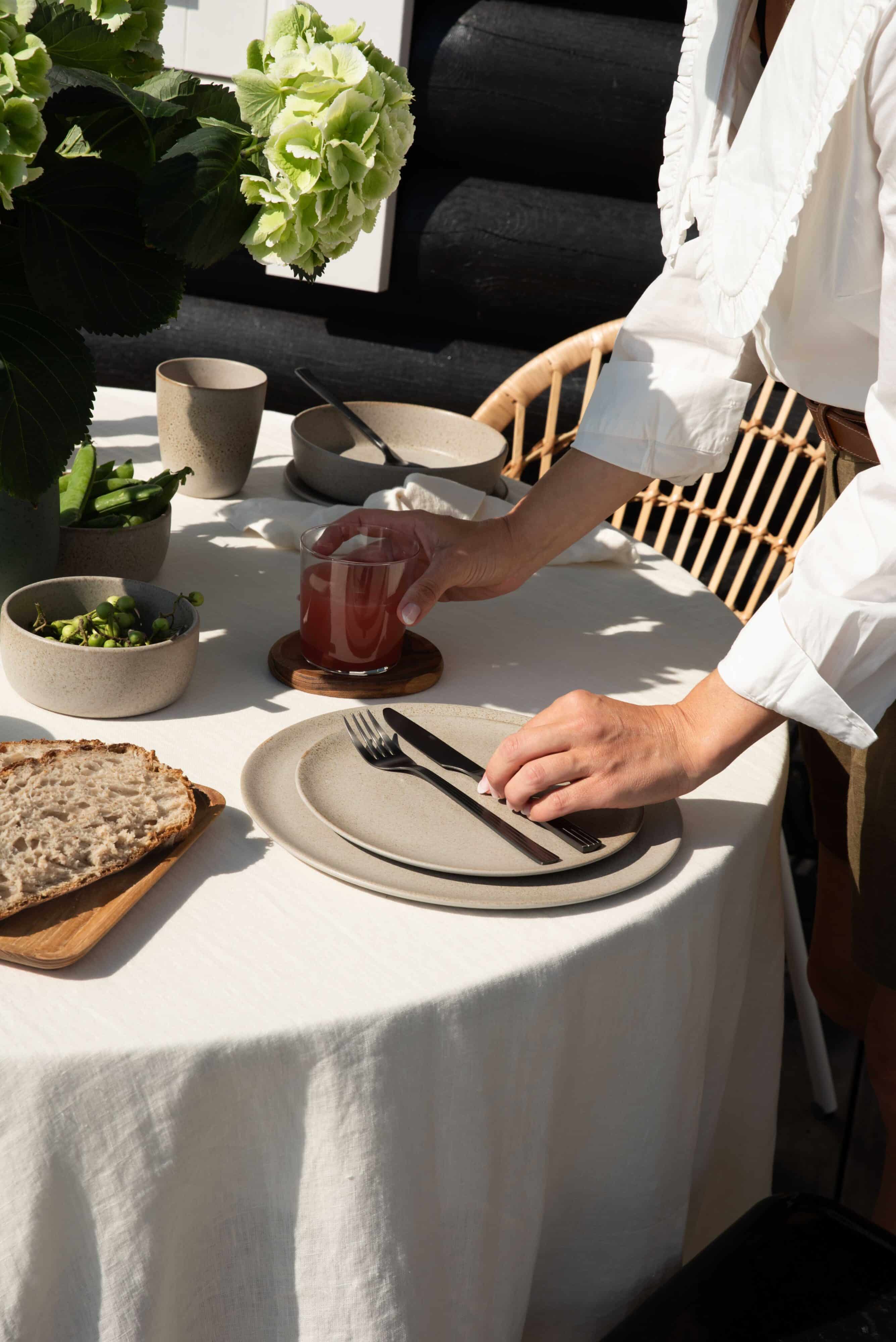 RAW Sandy beige lautaset