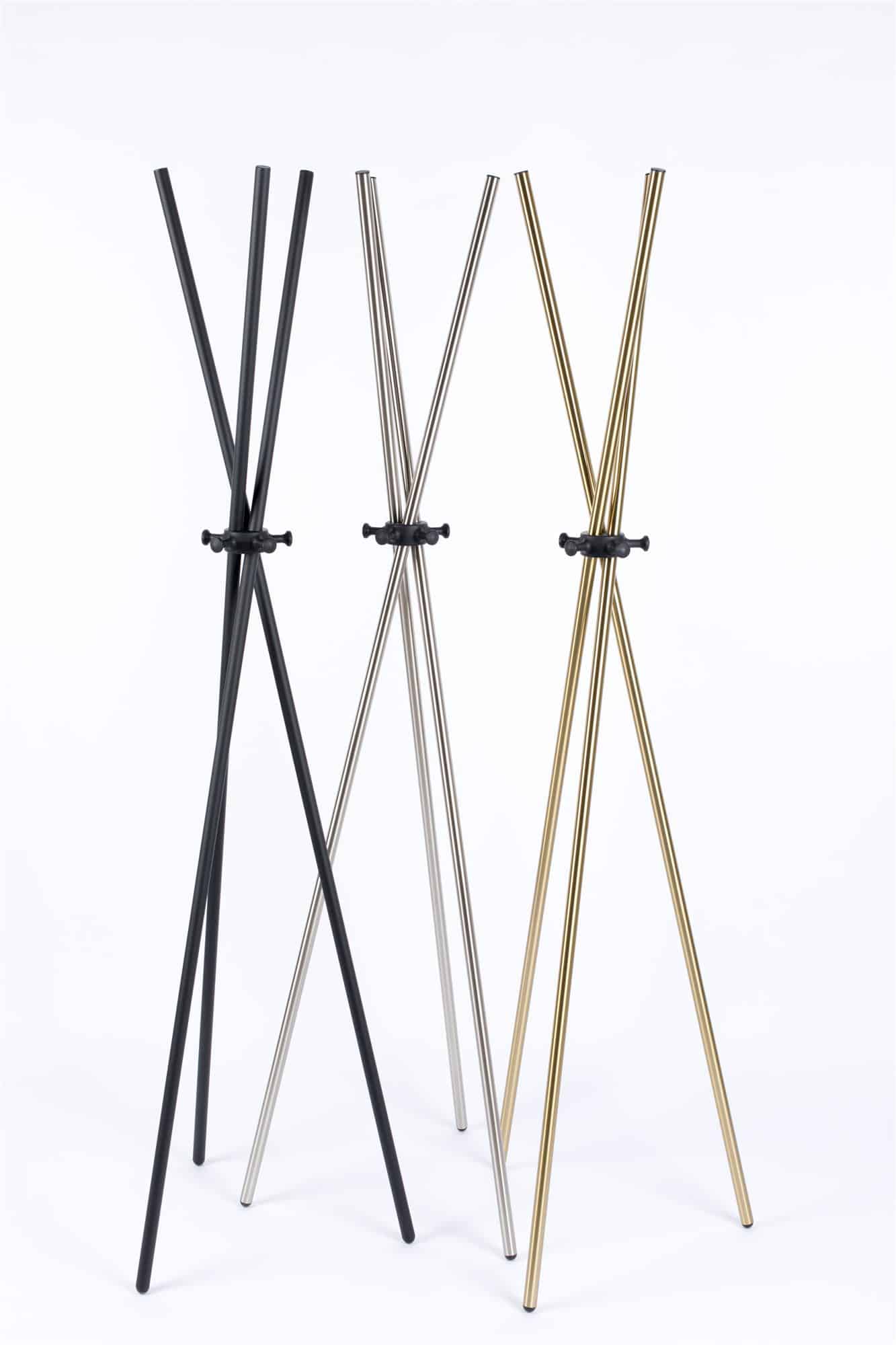 Brass vaatenaulakko, kulta